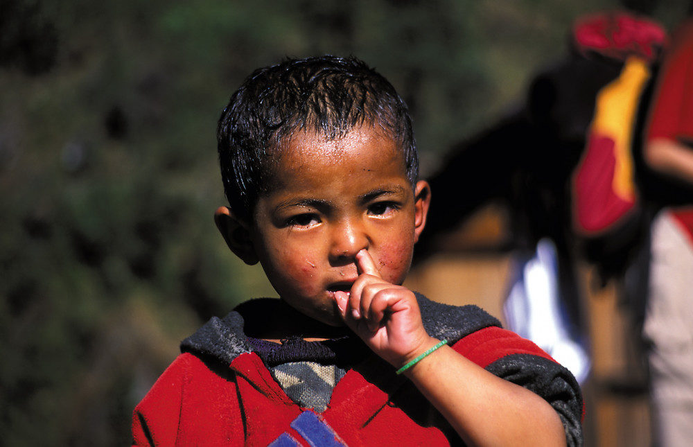 Kleiner nepalesischer Junge