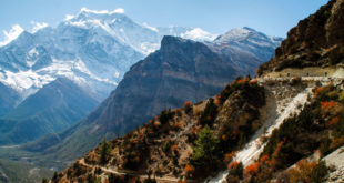 Fantastische Panoramawege machen das Annapurna Trekking aus